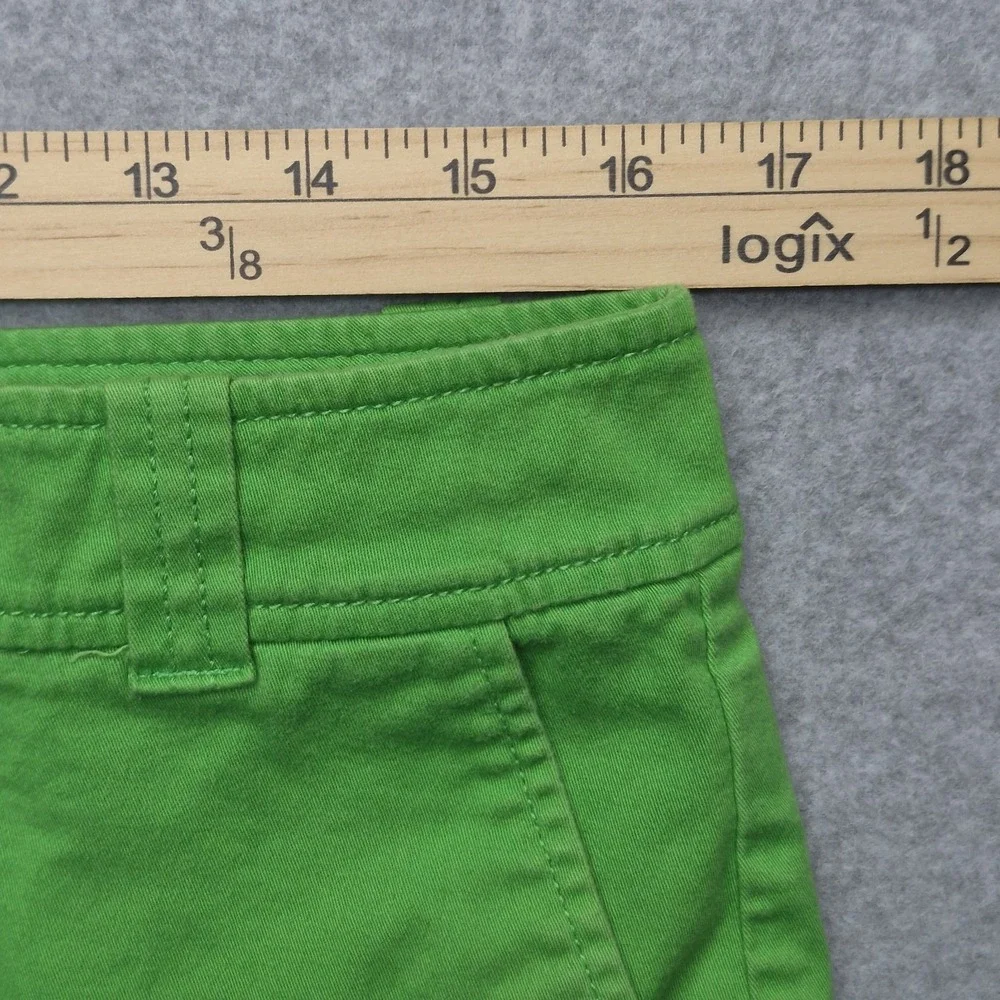 New York & Company Shorts Womens 8 Green Flat Front Stretch Cotton Preppy Summer